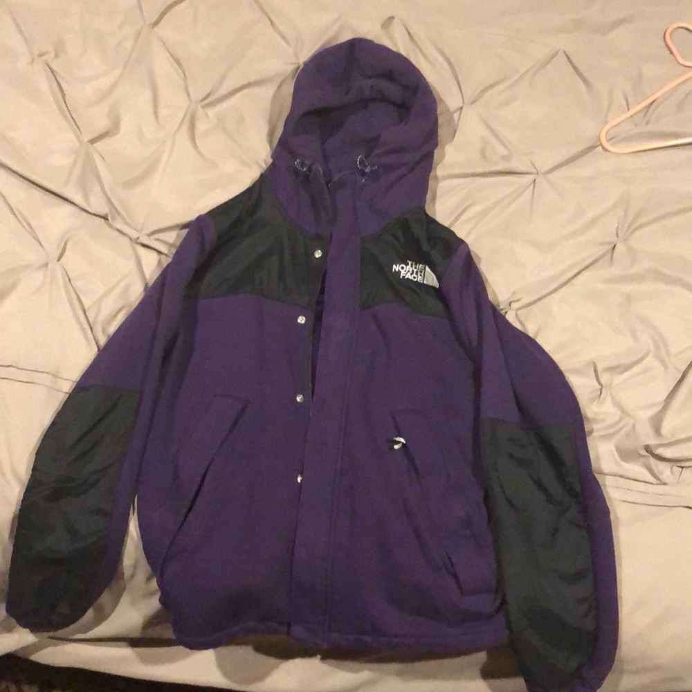 Large North Face Jacket in purple. Unisex.